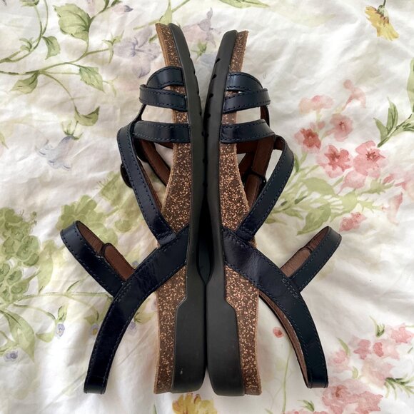 Dansko Roslyn Leather Sandals - Picture 6 of 9